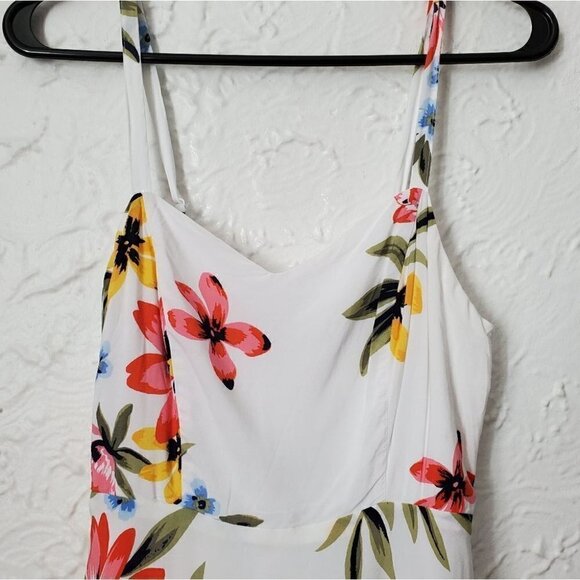 Old Navy White Floral Cami Dress - Picture 4 of 6